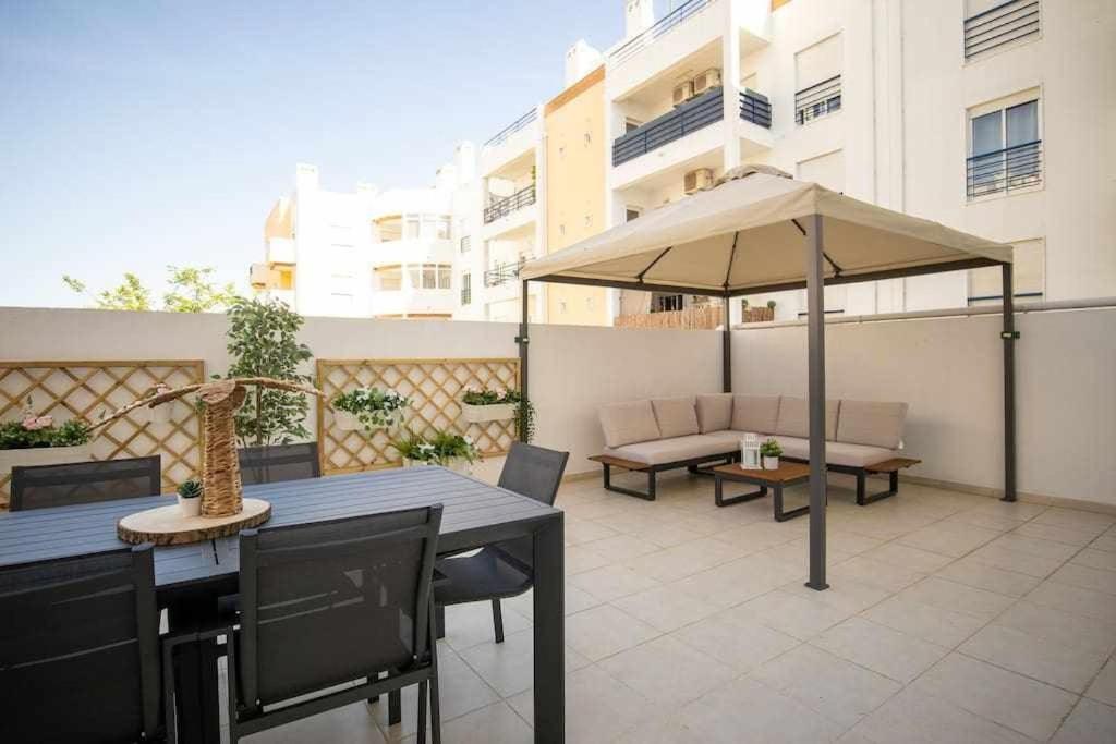 טאווירה Modern 3Br Apt W/ Lg Terrace, Bbq, Ac & Parking מראה חיצוני תמונה