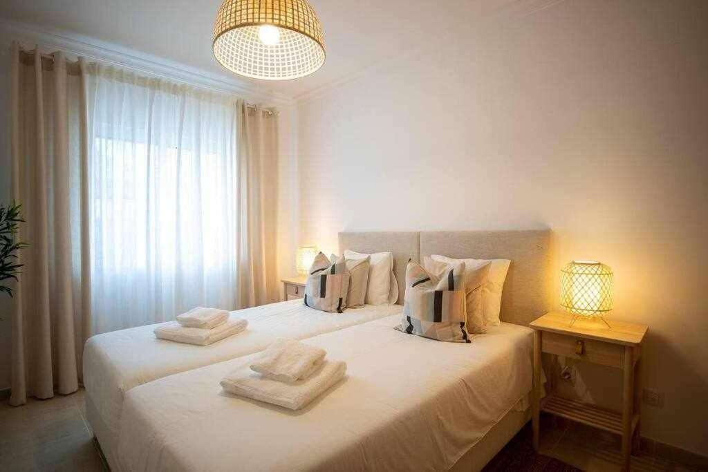 טאווירה Modern 3Br Apt W/ Lg Terrace, Bbq, Ac & Parking מראה חיצוני תמונה