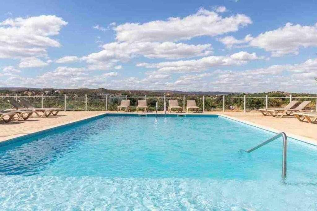 טאווירה Modern 3Br Apt W/ Lg Terrace, Bbq, Ac & Parking מראה חיצוני תמונה