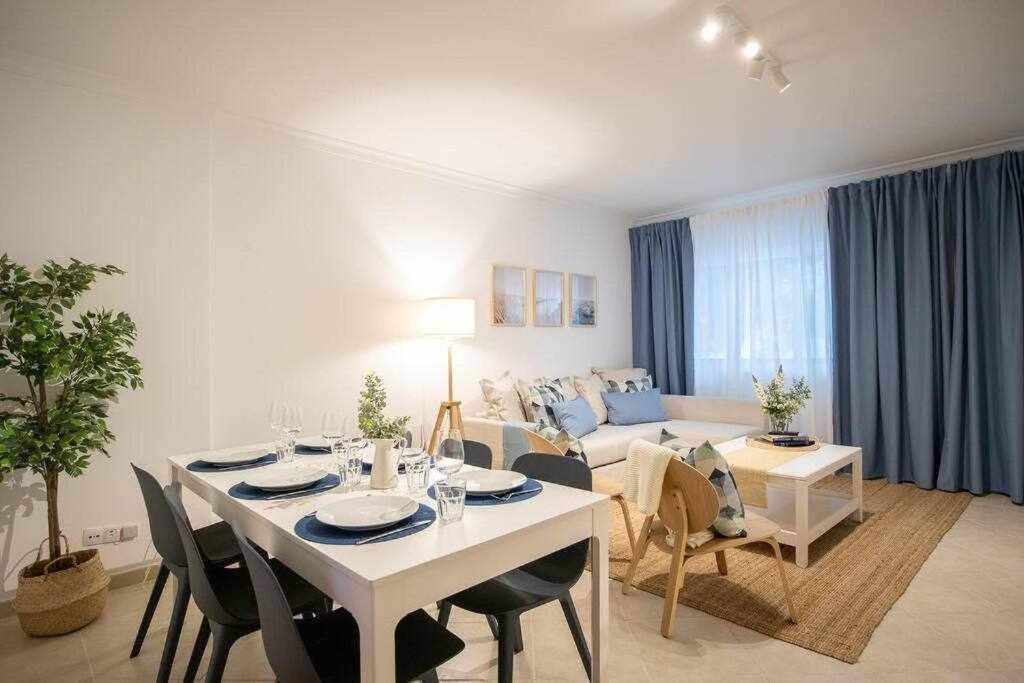 טאווירה Modern 3Br Apt W/ Lg Terrace, Bbq, Ac & Parking מראה חיצוני תמונה